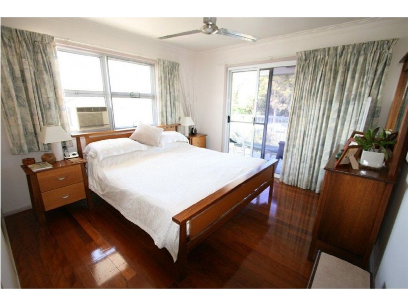 46 Winnett St, Woorim QLD 4507