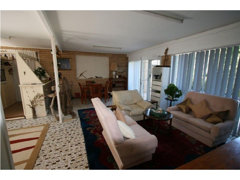 46 Winnett St, Woorim QLD 4507