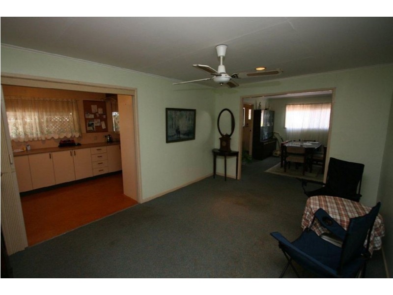 30 Wirraway St, Bongaree QLD 4507