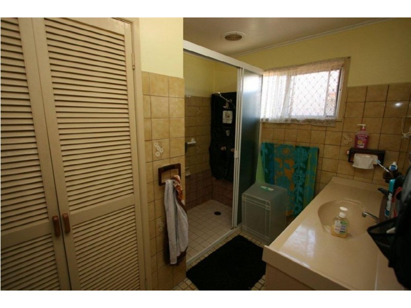 30 Wirraway St, Bongaree QLD 4507