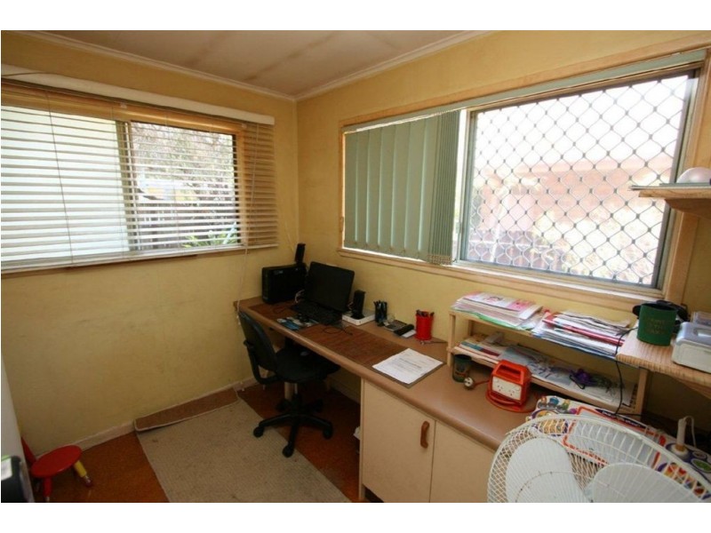 30 Wirraway St, Bongaree QLD 4507