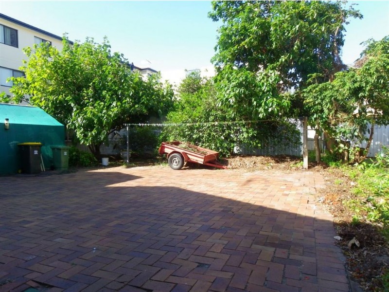 239 Welsby Parade, Bongaree QLD 4507