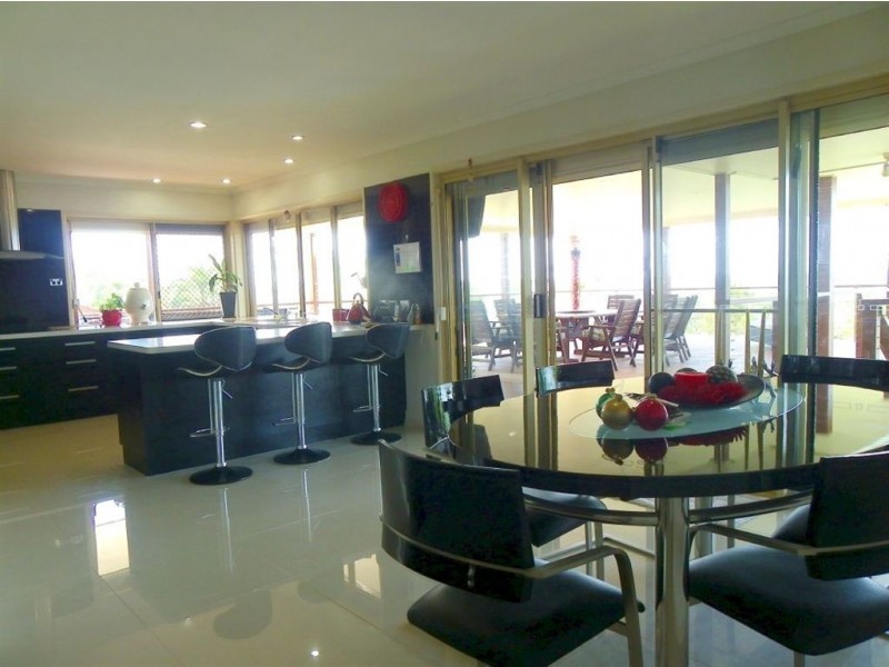 15 Clark Terrace, Sandstone Point QLD 4511