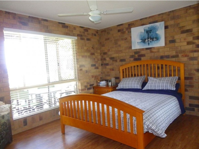 15 Clark Terrace, Sandstone Point QLD 4511