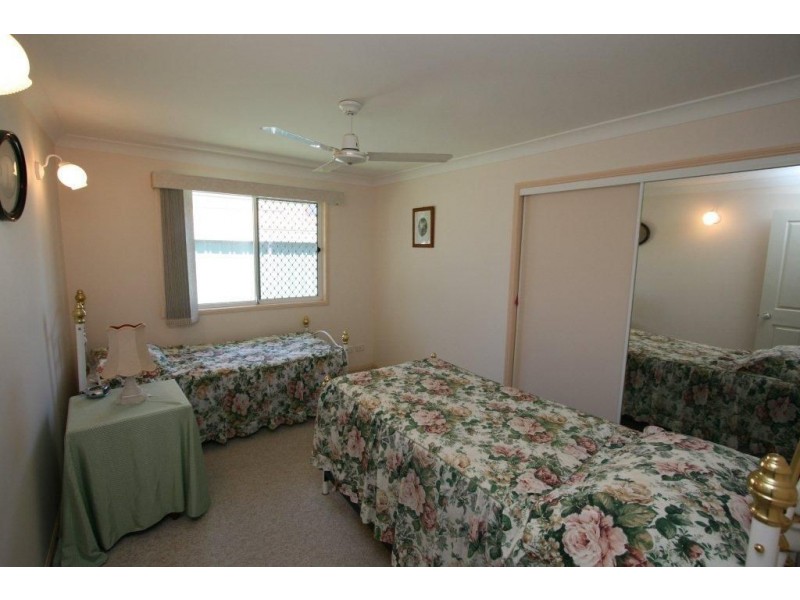 5 Tasman Court, Banksia Beach QLD 4507