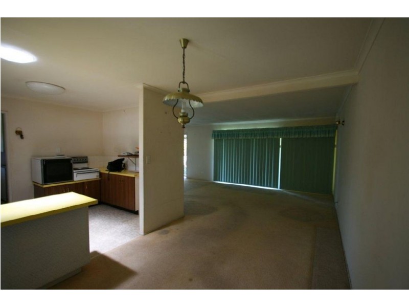 37 Emu Walk, Bongaree QLD 4507