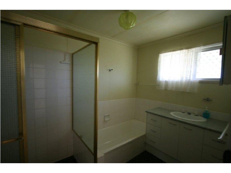 37 Emu Walk, Bongaree QLD 4507
