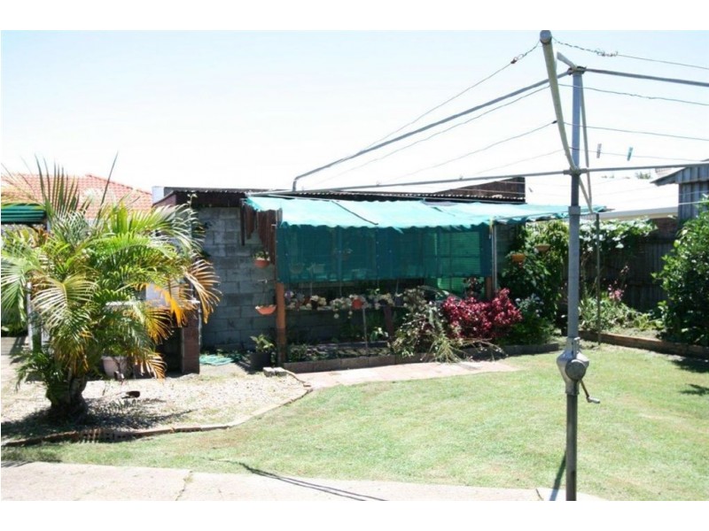 37 Emu Walk, Bongaree QLD 4507