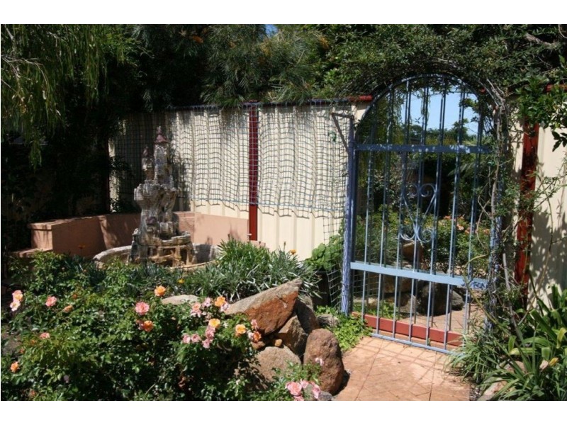 19 Captain Cook  Drive, Banksia Beach QLD 4507