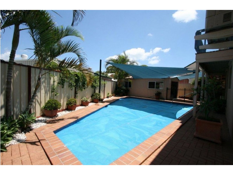 19 Captain Cook  Drive, Banksia Beach QLD 4507