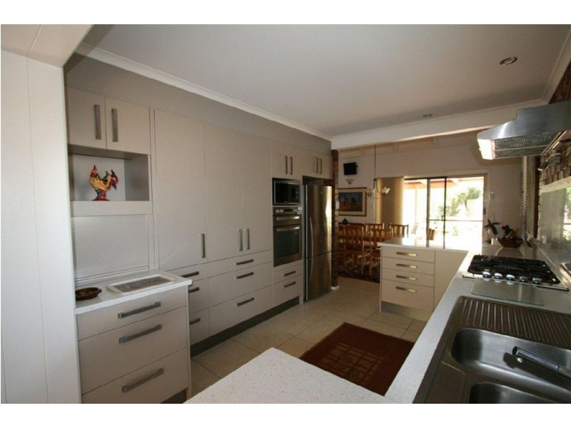 19 Captain Cook  Drive, Banksia Beach QLD 4507