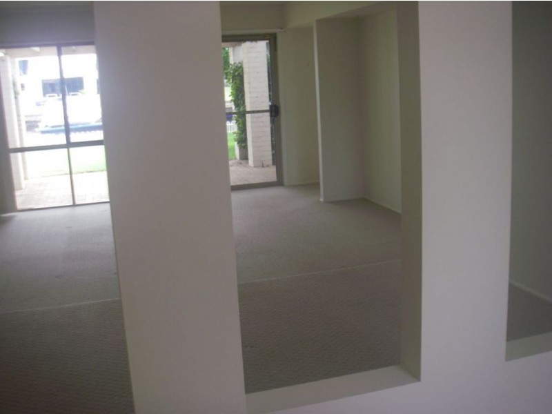 16 Tasman Court, Banksia Beach QLD 4507