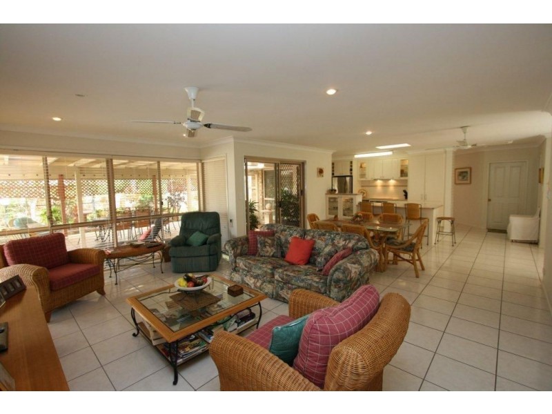 41 Allamanda Dr, Bongaree QLD 4507