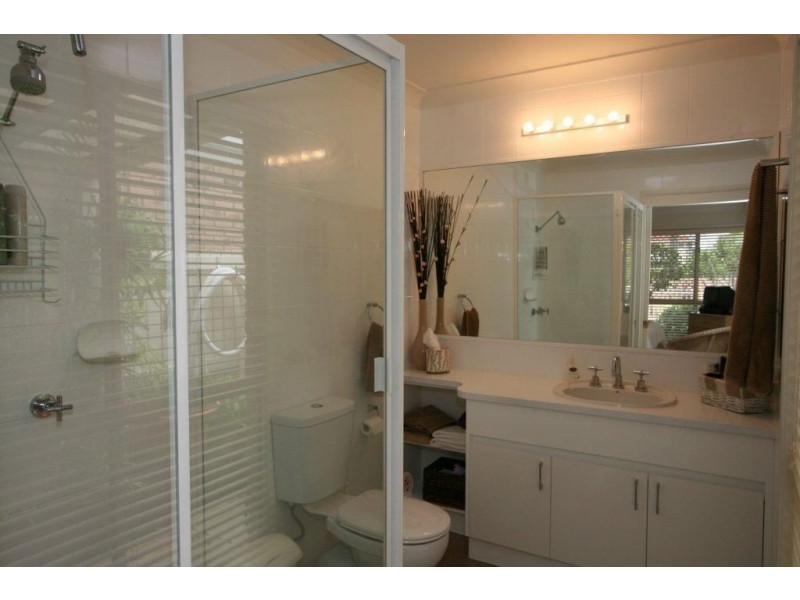 41 Allamanda Dr, Bongaree QLD 4507