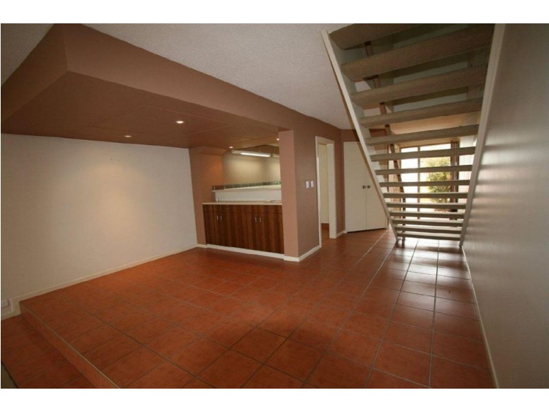 3A/16 Spinnaker Drive, Sandstone Point QLD 4511
