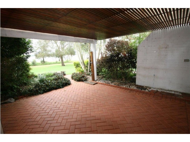 3A/16 Spinnaker Drive, Sandstone Point QLD 4511