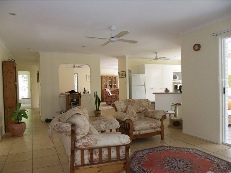 13 Port Drive, Banksia Beach QLD 4507