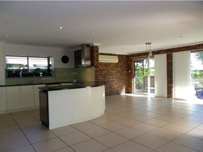 28 Port Drive, Banksia Beach QLD 4507