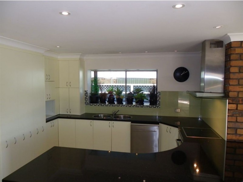 28 Port Drive, Banksia Beach QLD 4507