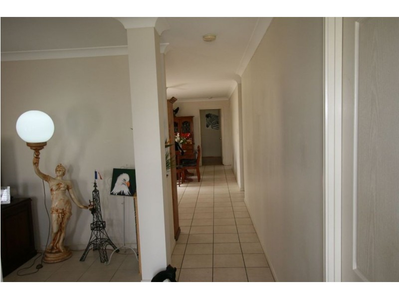 129 Carpenter Way, Sandstone Point QLD 4511