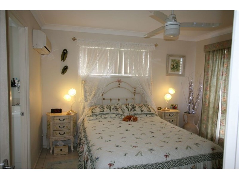 129 Carpenter Way, Sandstone Point QLD 4511