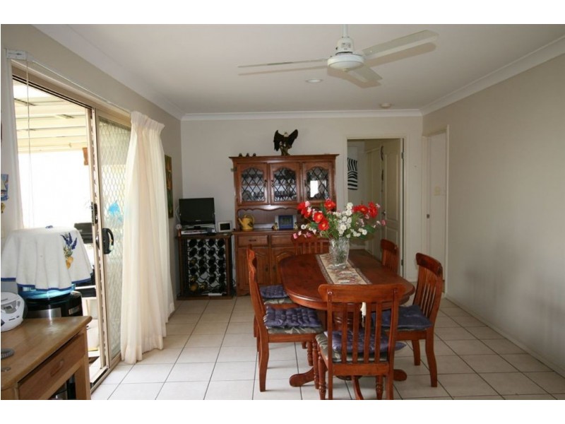 129 Carpenter Way, Sandstone Point QLD 4511