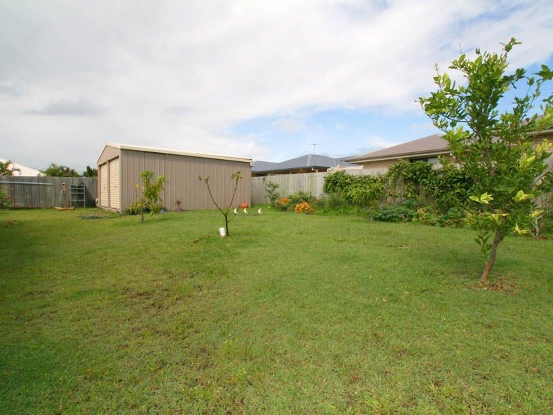129 Carpenter Way, Sandstone Point QLD 4511