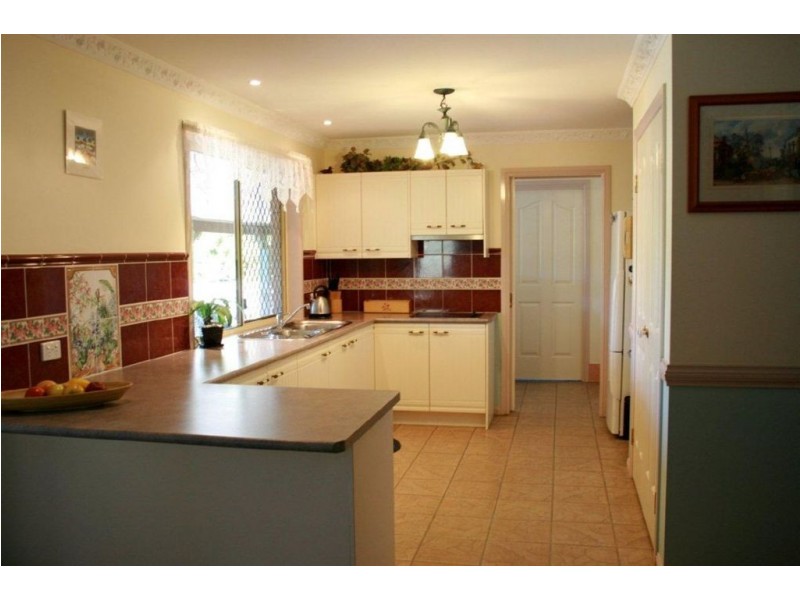 33 Wrenaus Way, Ningi QLD 4511