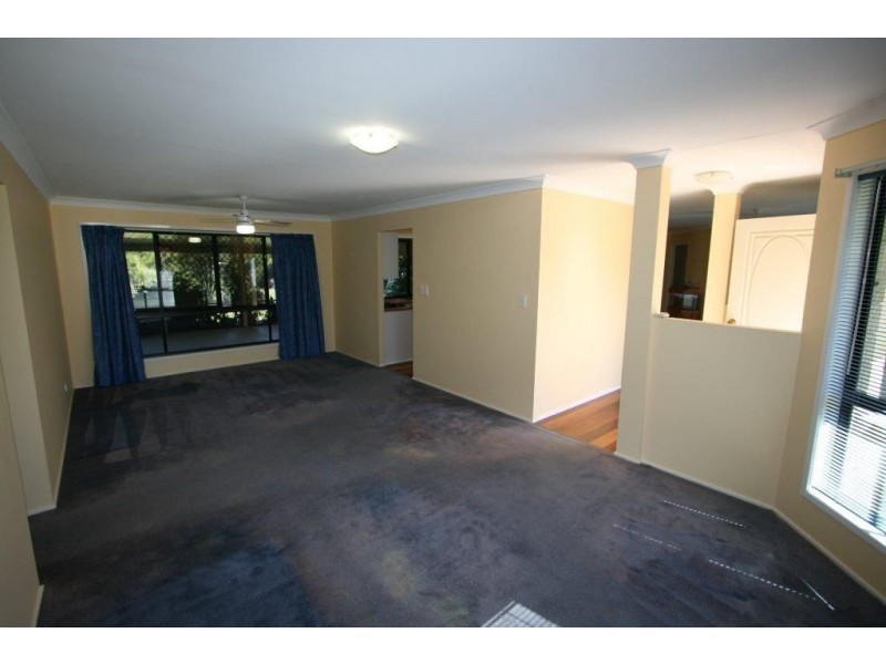 21 Wrenaus Way, Ningi QLD 4511