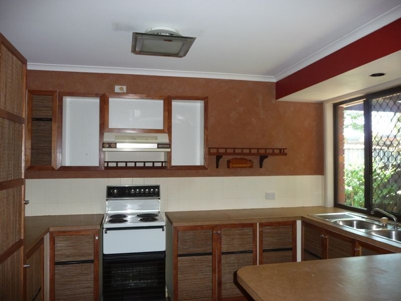 28 Avon Avenue, Banksia Beach QLD 4507