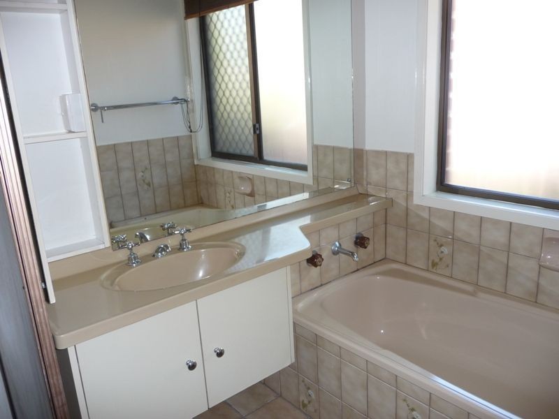 28 Avon Avenue, Banksia Beach QLD 4507