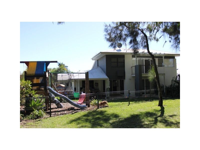 Sandstone Point QLD 4511