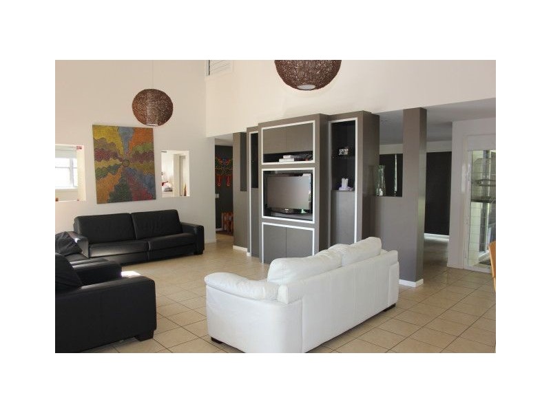 Sandstone Point QLD 4511