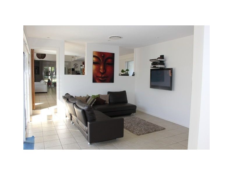 Sandstone Point QLD 4511