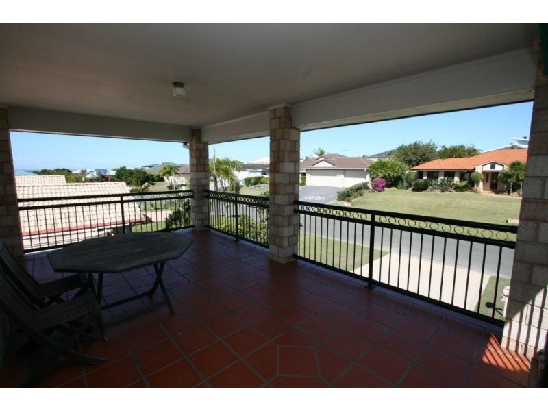 22 Seaforth Street, Sandstone Point QLD 4511