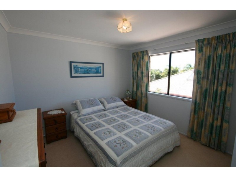 22 Seaforth Street, Sandstone Point QLD 4511