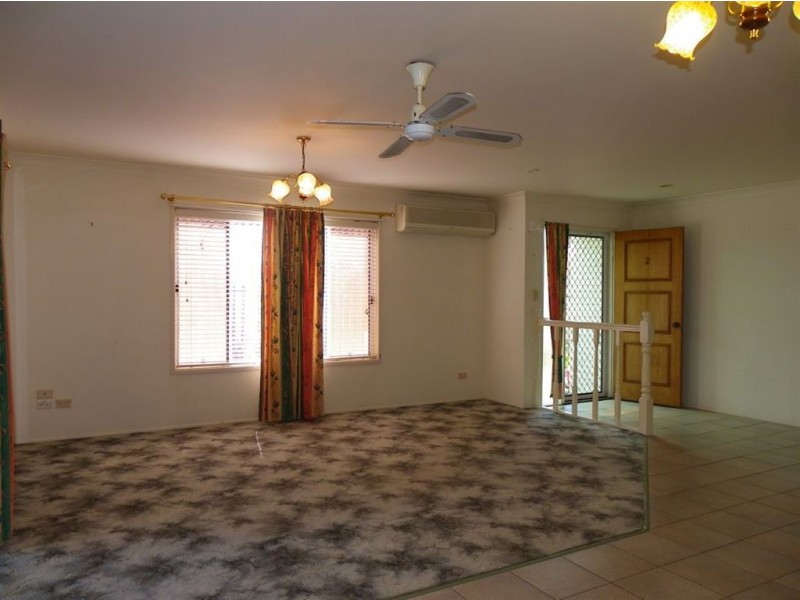 2/13 Pentas Drive, Bongaree QLD 4507