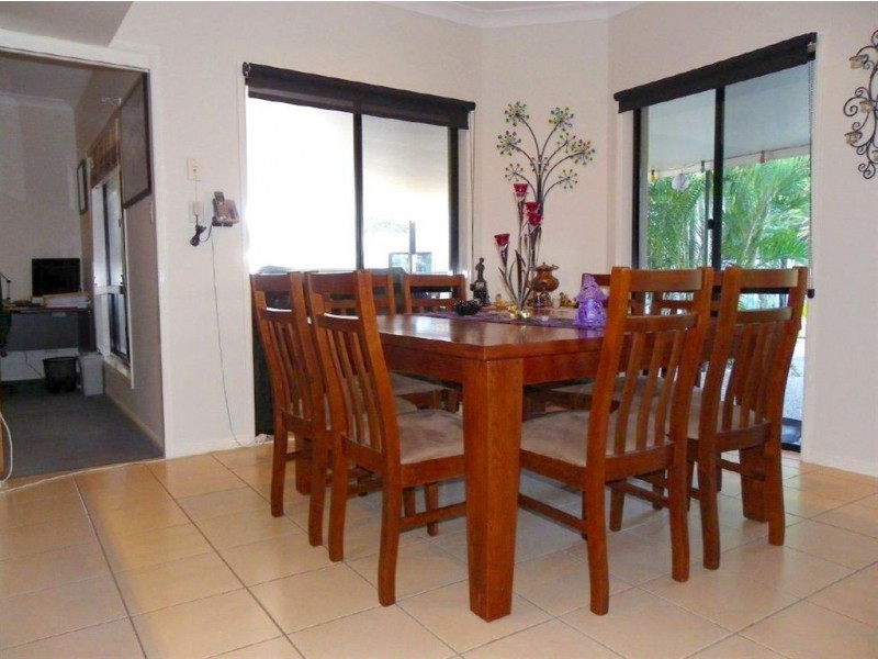 4 Yardarm Ct, Banksia Beach QLD 4507