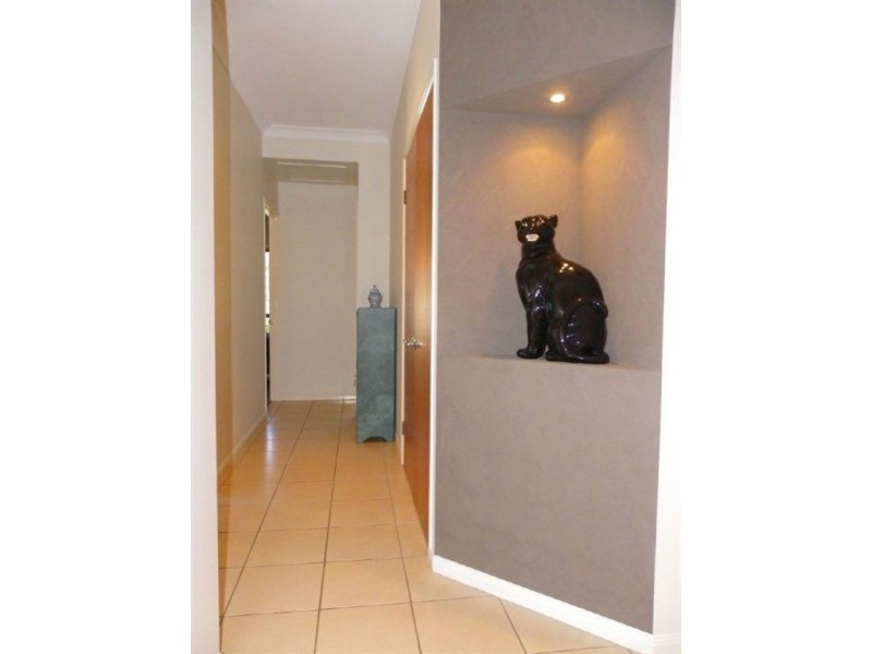 4 Yardarm Ct, Banksia Beach QLD 4507