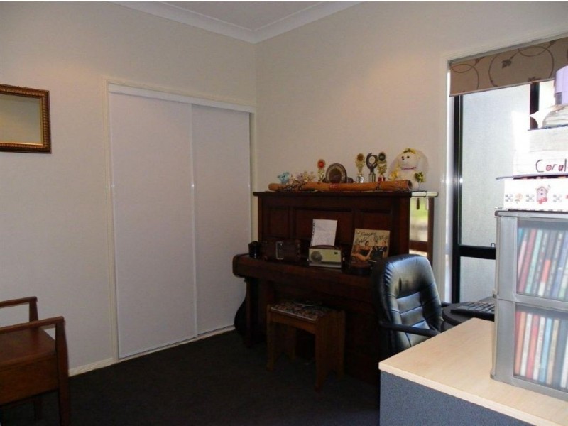 4 Yardarm Ct, Banksia Beach QLD 4507