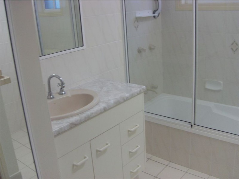 1/50 Bestman Ave, Bongaree QLD 4507