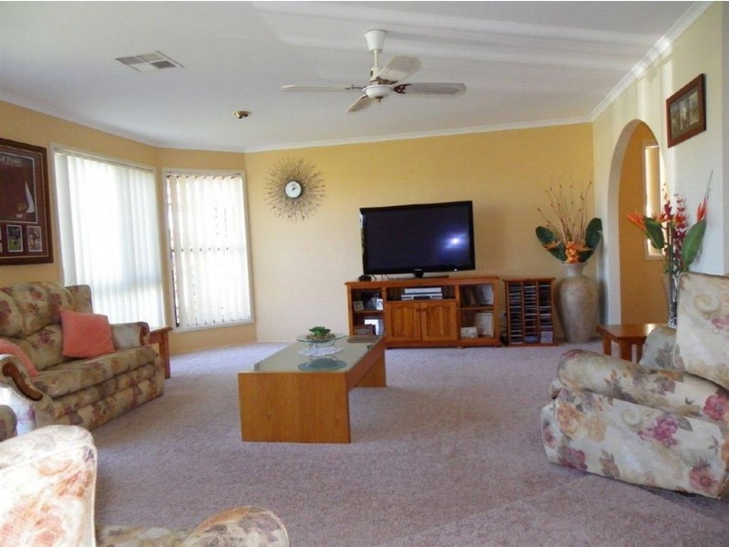 31 Flamingo Drive, Banksia Beach QLD 4507