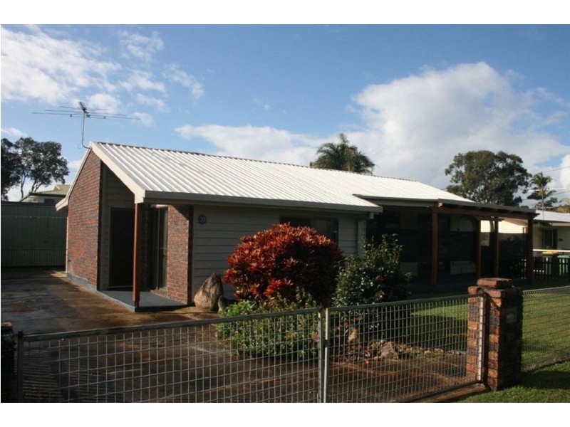 33 Caltowie Ave, Banksia Beach QLD 4507