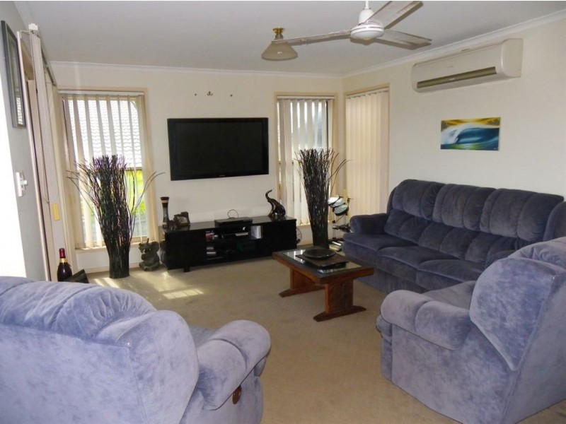 26 Headsail Drive, Banksia Beach QLD 4507