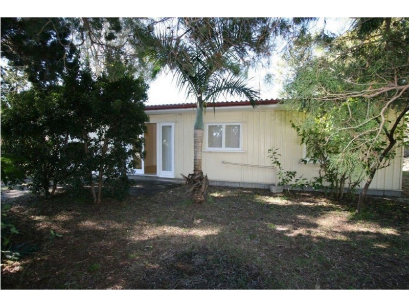 2 Kingfisher Drive, Bongaree QLD 4507