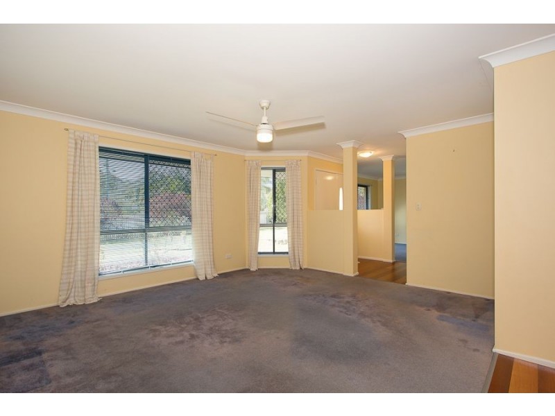 21 Wrenaus Way, Ningi QLD 4511