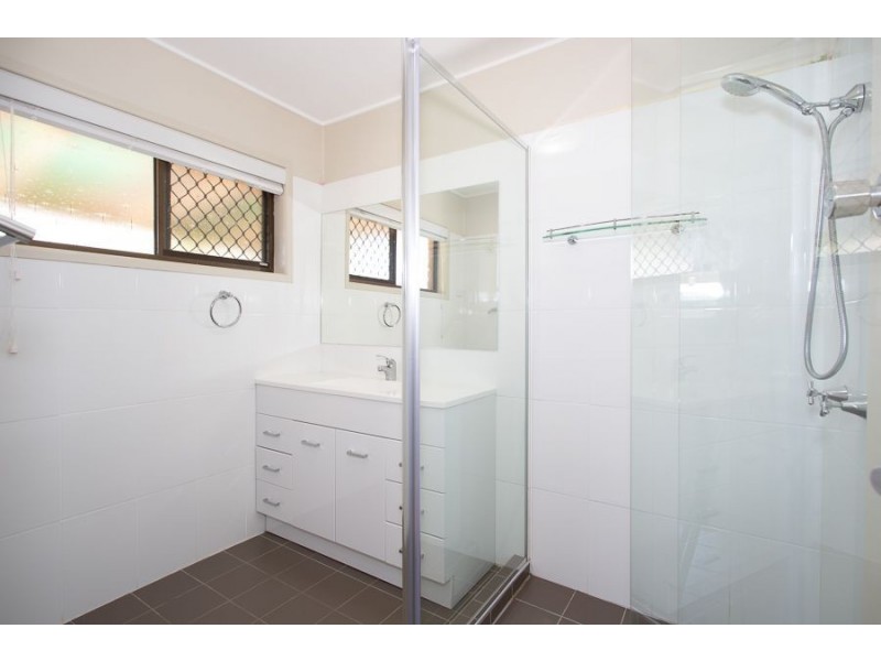 13 Cumming Street, Bongaree QLD 4507