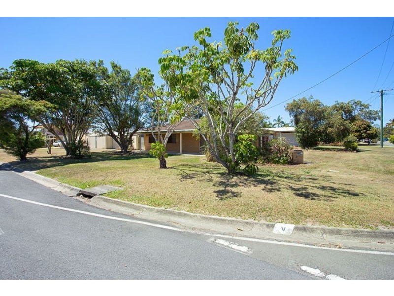 13 Cumming Street, Bongaree QLD 4507