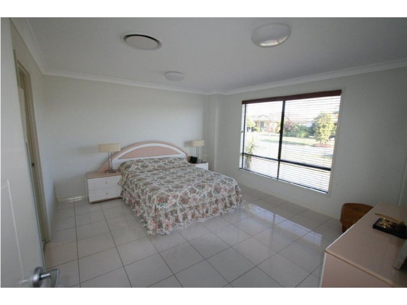 24 Gecko Place, Ningi QLD 4511