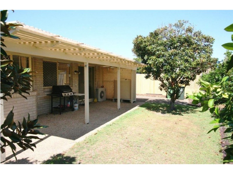 2/5 Carl Court, Banksia Beach QLD 4507